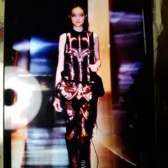 GUCCIブラウス