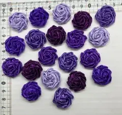 ハンドメイド 巻きバラモチーフ 2cm 紫系 20個