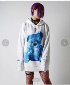TRAVAS TOKYO/トラバス トーキョーくまデザインオーバーパーカー