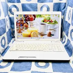 セール中！快速SSD☆人気白ノートパソコン♡事務作業や副業に！Windows11