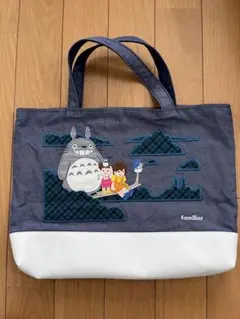 【うめ】【タグ付】familiar 木の上のトトロ デニムバッグ ☆完売 ファミリア デニムバッグ 木の上のトトロ｜Yahoo!フリマ（旧