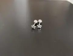 サージカルステンレス　ピアス　シルバー