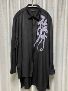 NOT CONVENTIONAL / 族シャツ