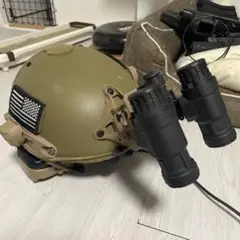 新品未使用レプリカベースタクティカルヘルメット アレイシ・エスパルガロのレプリカヘルメット『KABUTO F-17 Mips