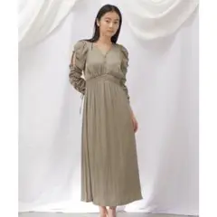 【新品 タグ付き】JILL by JILL STUARTサテンワンピース