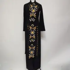 黒　花柄　チャイナ服　金　貴族風　コスプレ衣装