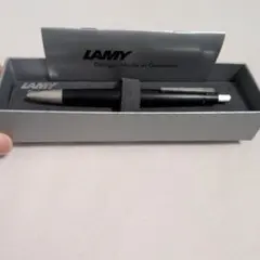 Item thumbnail for item 45ce708d-efd6-4321-8872-00f9430406b0