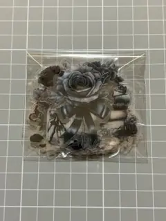 【B】コラージュ素材　PET ステッカー　黒薔薇　おすそ分け　50枚