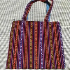 送料込   新品 ハンドメイド の 手さげ バック  ブータン の名産品