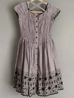 Emily Temple cute ◇花柄刺繍ワンピース
