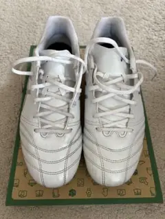ASICS サッカーシューズ ホワイト
