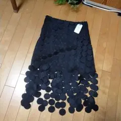タグ付き未使用品 Narcissus 黒 ドットタッセル ひざ丈スカート