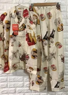 レア　新品　coca cola コカコーラ　パジャマ　Mサイズ 総柄