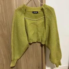 Item thumbnail for item c8e37894-dc2c-497c-8c0b-8a835ac6b62c