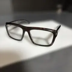 GUCCI ブラウンプラスチックフレームメガネ