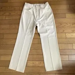 GU センタープレスストーレトパンツ