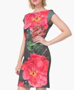 極美品 デジグアル desigual 花柄 半袖 ワンピース サイズL カーキ