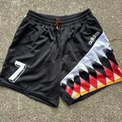 Item thumbnail for item d736f321-c328-4315-83b6-0b9f9f83cb1a