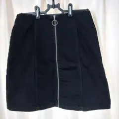 GU　フロントジップ　台形　ミニスカート　黒