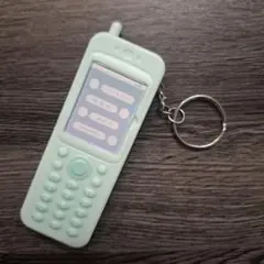★黄緑 携帯電話型キーホルダー