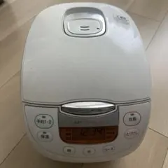 炊飯器　ヤマダ電機 YEC-M10D1 HerbRelax中古 象印 炊飯器 マイコン炊飯ジャー 5.5合炊き ヤマダ電機 2018年製