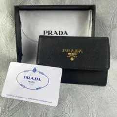 PRADA ブラック 二つ折り財布 認証カード付き