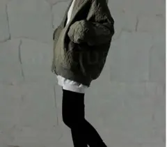 Item thumbnail for item 24720110-f6b0-4801-bda6-60183c218796