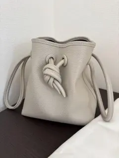 vasic ハンドバッグ　レディース