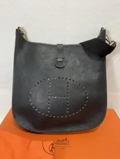 エルメス HERMES エヴリンGM 斜めがけショルダーバッグ 黒 ブラック