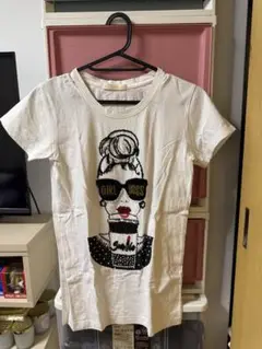 DESERT ROSE ビーズ装飾Tシャツ GIRL BOSS