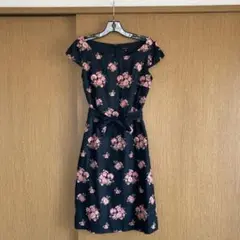 TOCCA ♡ ワンピース 刺繍 黒 ピンク
