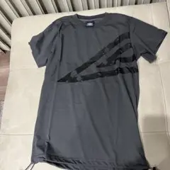 umbro グレー Tシャツ Mサイズ