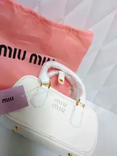 値下げ可　ショルダーバッグ　ホワイト