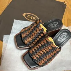Tods トッズ　サンダル　23cm 超美品
