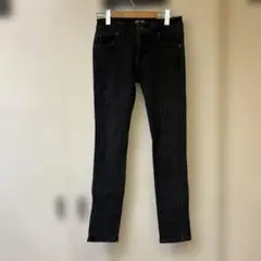 ブラックデニムパンツ スリムフィット　ストレッチ