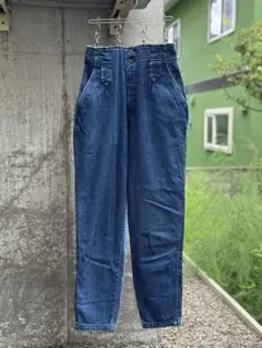 Item thumbnail for item b1653d93-62a0-46f6-926b-564954f10678