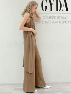 ✨定価7,990円✨ 未使用 ジェイダ ロングジレ パイルKTベスト 濃ベージュ