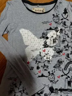 ScoLar 蝶モチーフ 長袖Tシャツ グレー