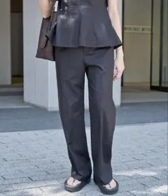 【美品】Spick & Span◆センタープレスパンツ　ブラック38