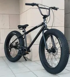 送料込み 極太タイヤ自転車 ファットバイク 26インチ マットブラック