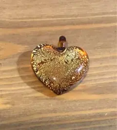 イタリア購入 ハート ガラスと金箔のペンダントトップ