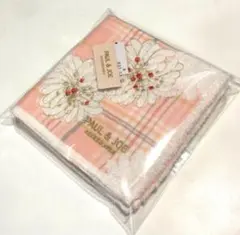 新品　ポール＆ジョー　タオルハンカチ　ガーゼ素材　ピンク　大判サイズ