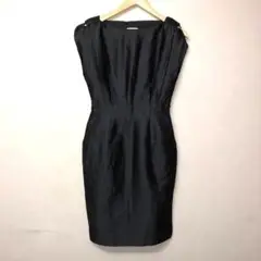 Moschino モスキーノ ひざ丈 ワンピース ノースリーブ 無地