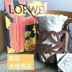 新品未使用 ロエベ アナグラムカットアウトポケット タン