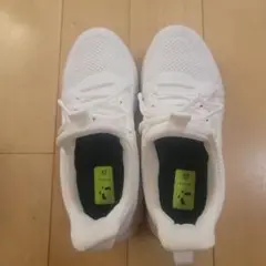 Feethit23.5センチスニーカー