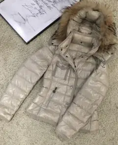 美品♪国内正規♪MONCLER ARMOISE ベージュ 0