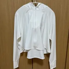 ホワイト フード付き uvパーカー　ラッシュガード