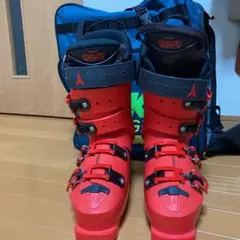 アトミック スキーブーツ