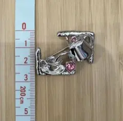 ブローチ　カップとポット