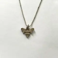 ティファニー　蜂型ペンダントネックレス Tiffany & Co. - ティファニー TIFFANY bee 蜂 ネックレス